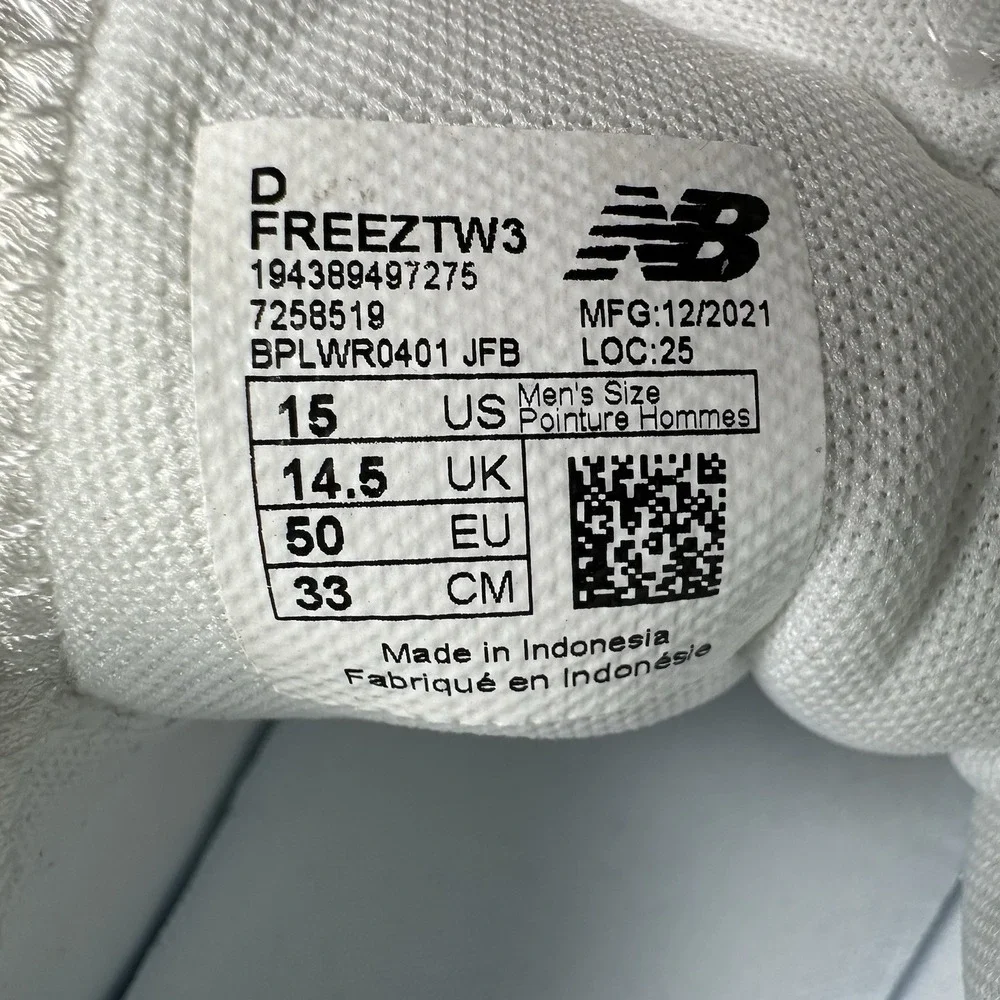 New Balance FreezTW3 Mid Turf Lacrosse Shoes Cleats Mens 15 White *Worn Once EUC